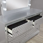 Seleena Glam Silver Wood 5-Piece Tufted Panel Bedroom Set with USB Port by Furniture of America