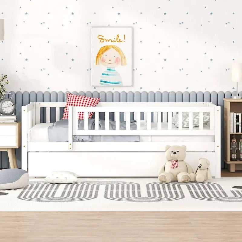 Twin Size Wood Daybed with Trundle and Fence Guardrails