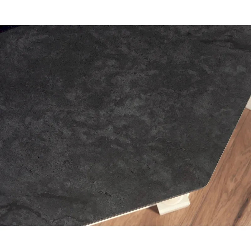 Palladia Corner Enter Cred