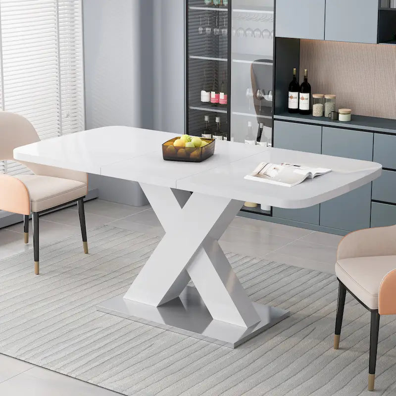 Stretchable Dining Table - N/A
