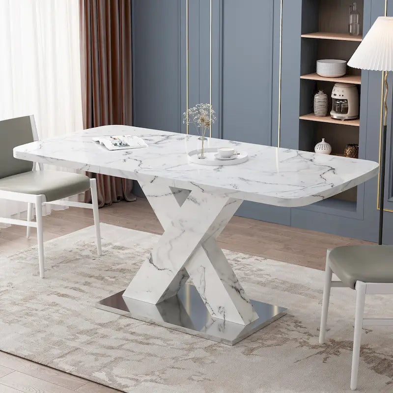 Stretchable Dining Table - N/A