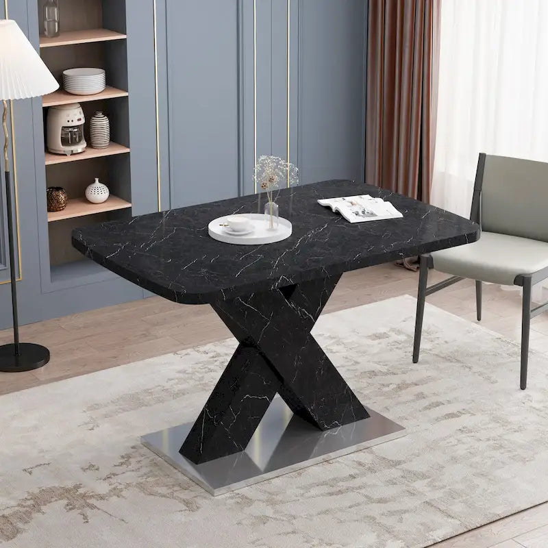 Stretchable Dining Table - N/A