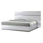 Somette Mehdi Modern Gloss White/ Grey Bed